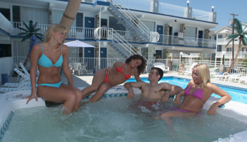 Quarterdeck Motel Jacuzzi