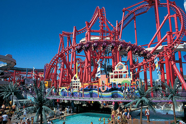 Walk to Wildwood's Amusement Piers and Beach!